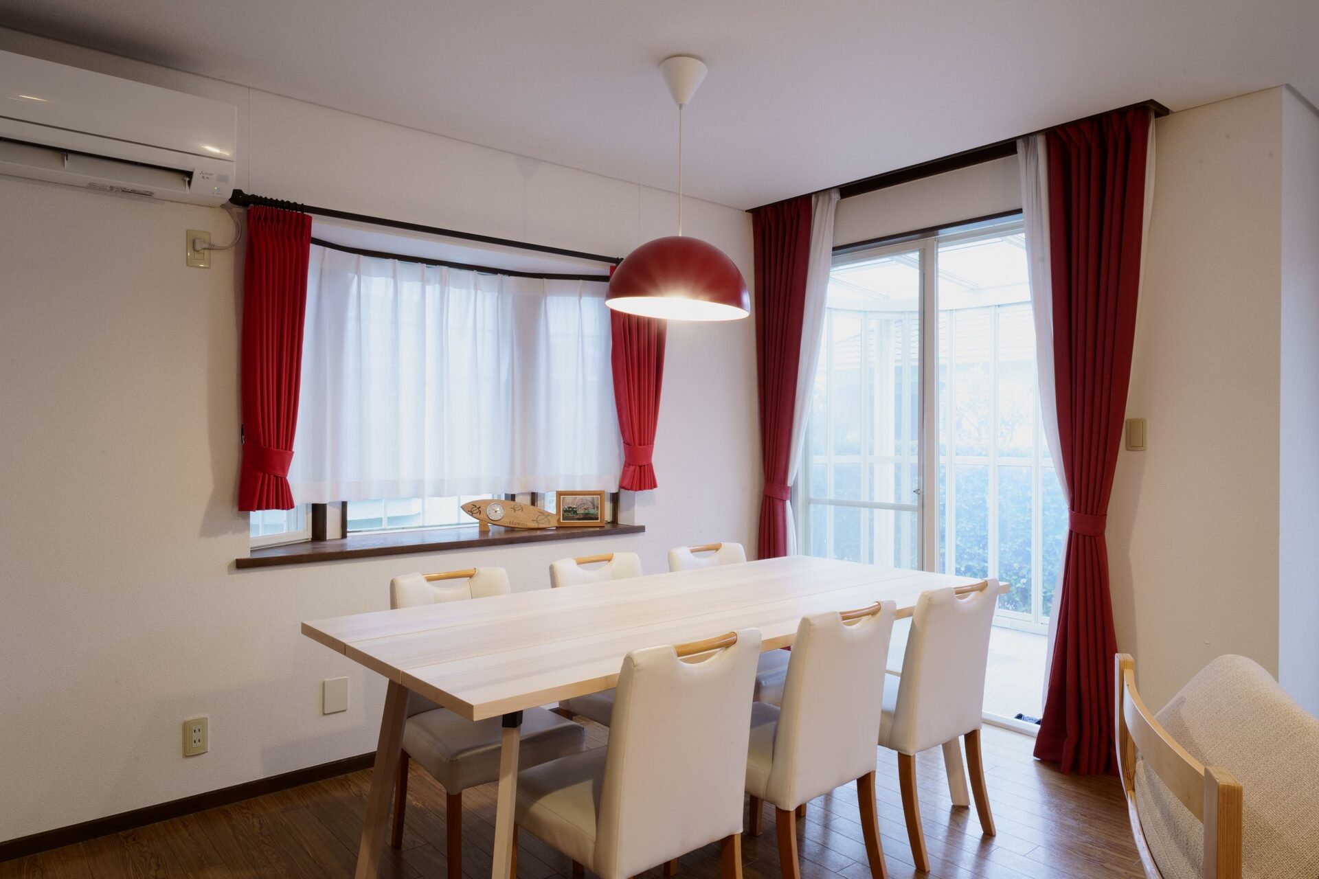 Dining table second view