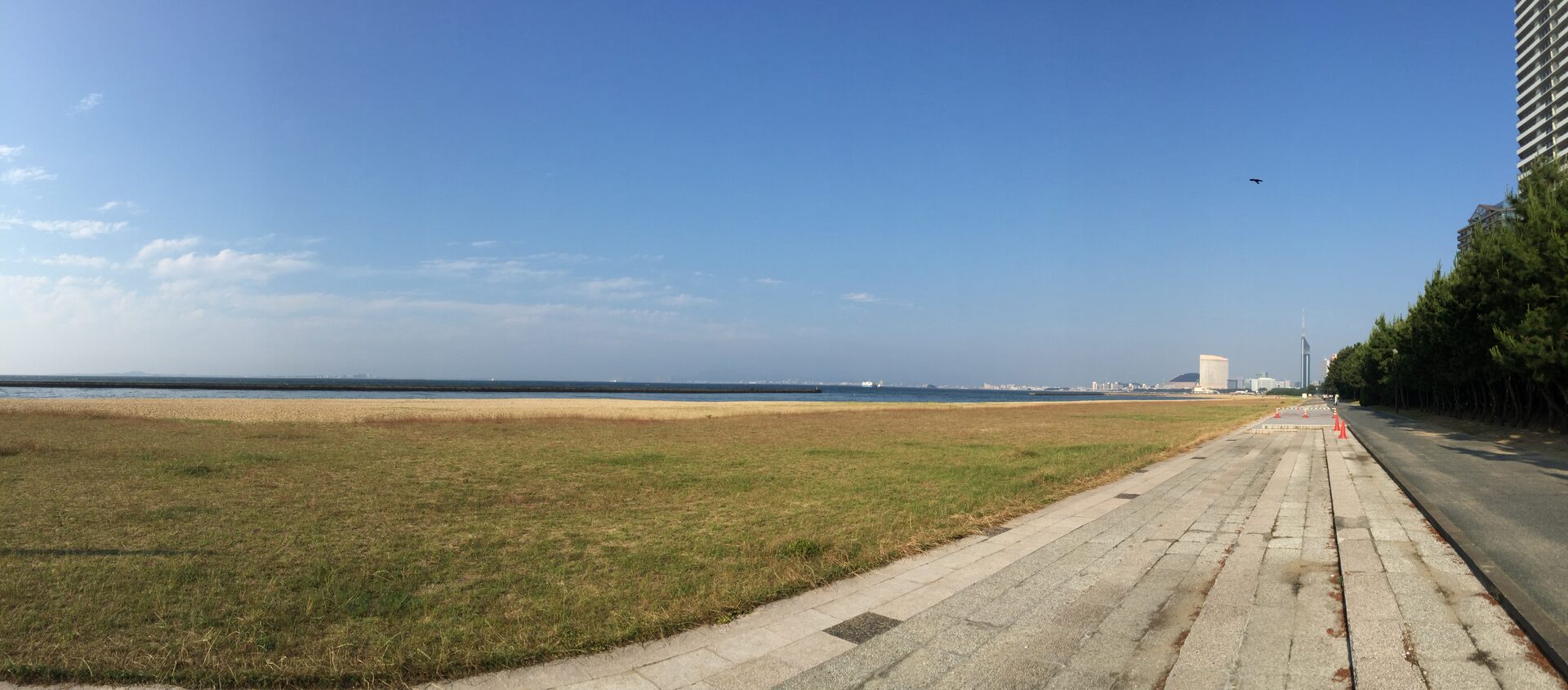 Beach promenade with Fukuoka Tower